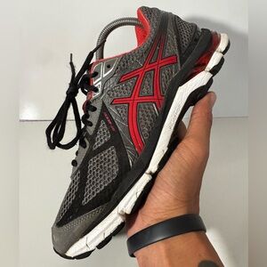 ASICS VINTAGE GT-2000 3 “Grey Black Red” Size 7.5
